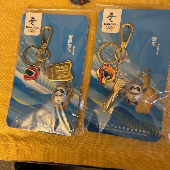 Beijing 2002 Winter Olympics official licensed key chain set with mascot Bing - Picture 1 of 5